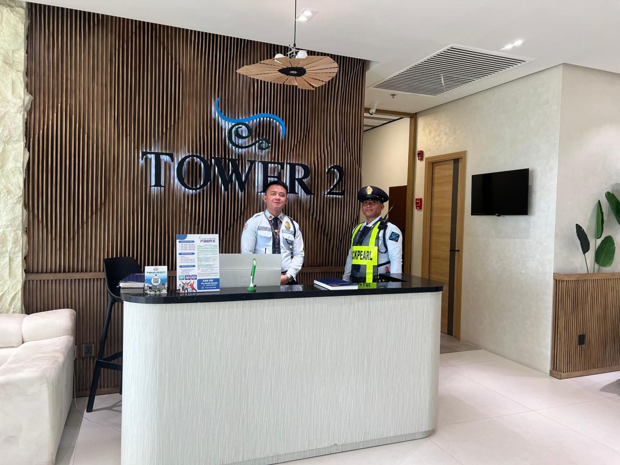 Antara Condominium Tower 2 Talisay  Esterno foto